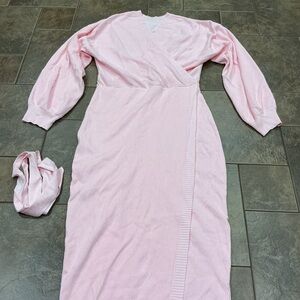 🥵 Elegant Pink Wrap Dress new soft vneck